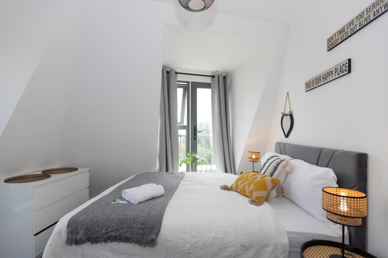 Stunning 3 Bedroom Penthouse With Terrace And Lift 런던 외부 사진